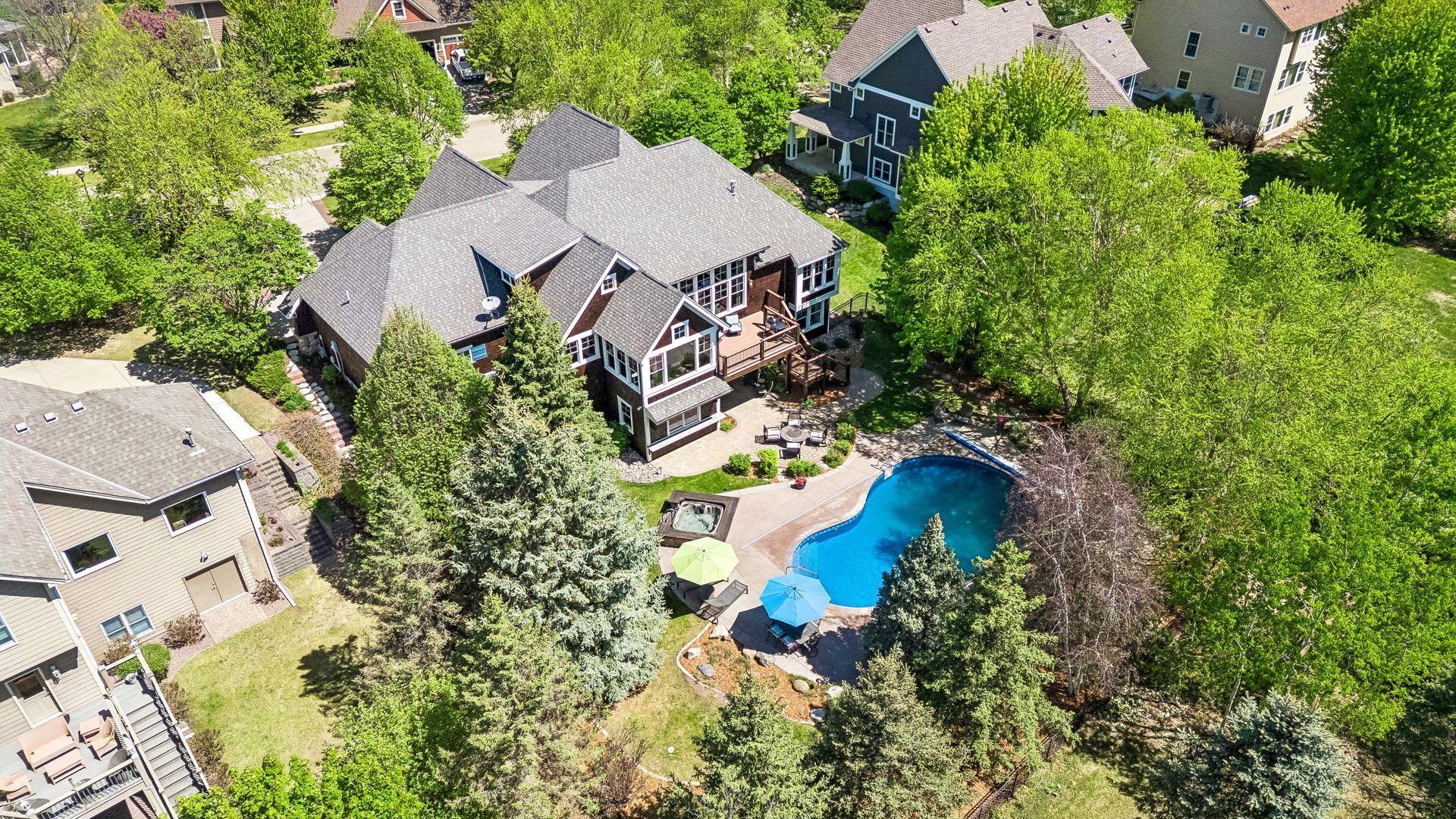 10879 Bentwater Lane
