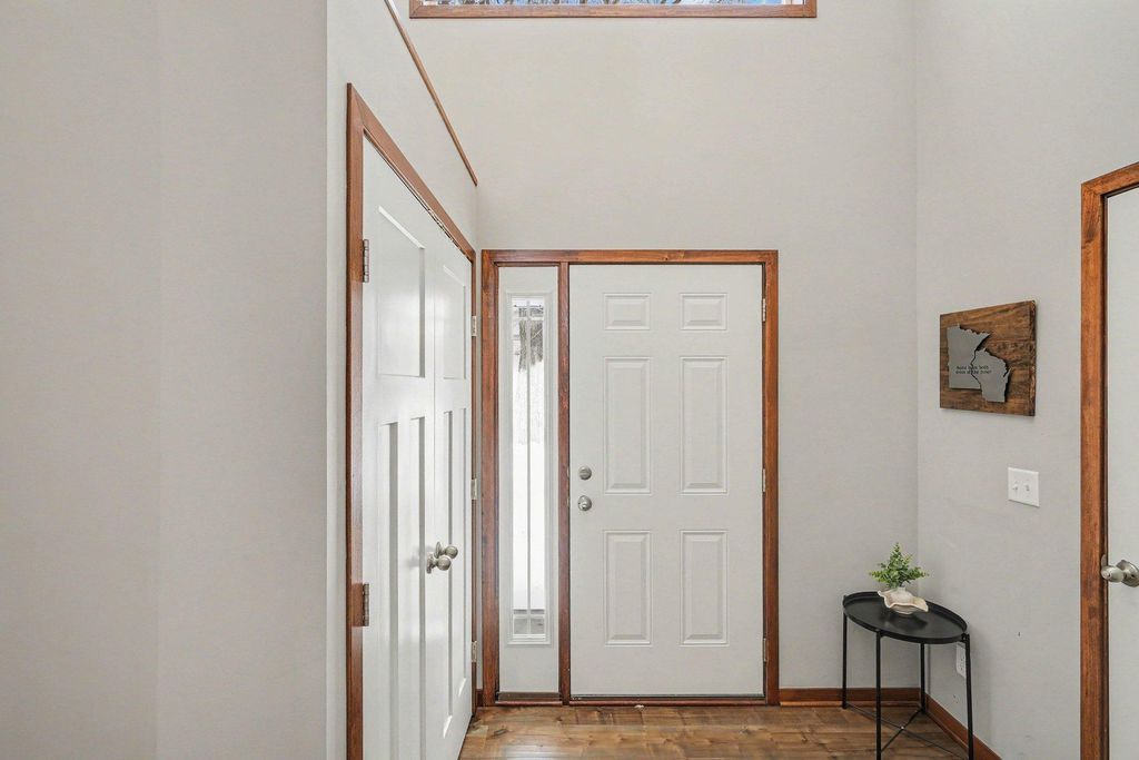 Photo of 5004 France Avenue N, Brooklyn Center, MN 55429 (MLS # 7035897)