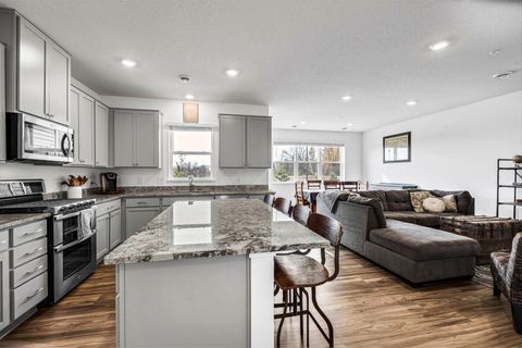 6432 Genevieve Trail S Cottage Grove MN 55016