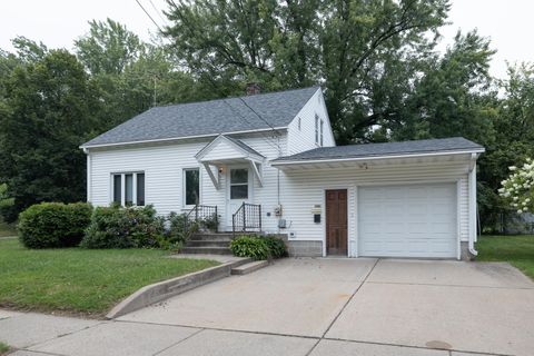 Photo of 620 E Spring Street, River Falls, WI 54022 (MLS # 6424666)