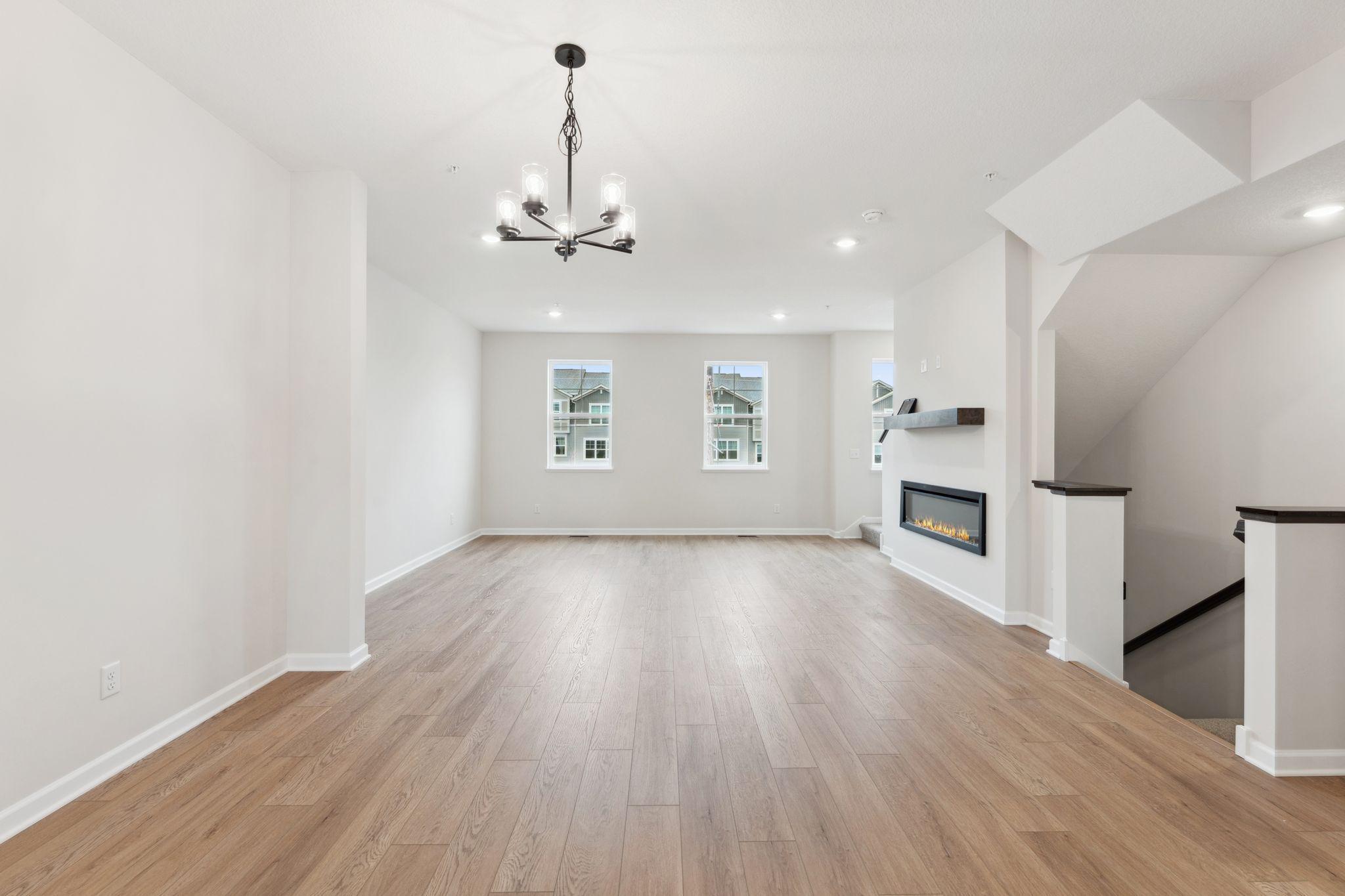 1537 Traverse Lane