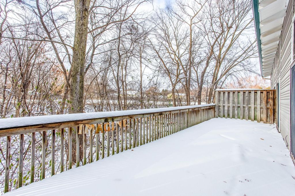 Photo of 15857 27th Avenue N, Plymouth, MN 55447 (MLS # 6796087)