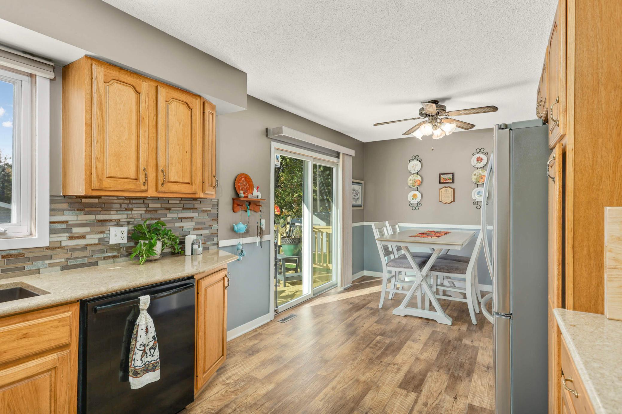 1498 Hillside Street