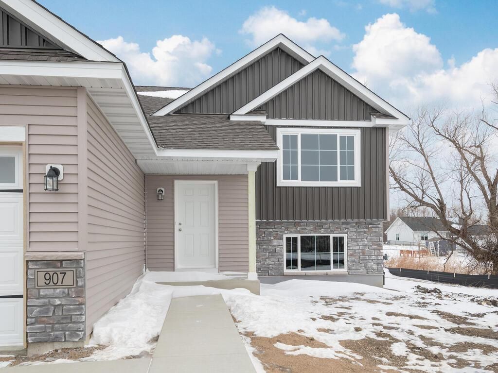 Photo of 907 Emily Court NE, Montgomery, MN 56069 (MLS # 7001879)