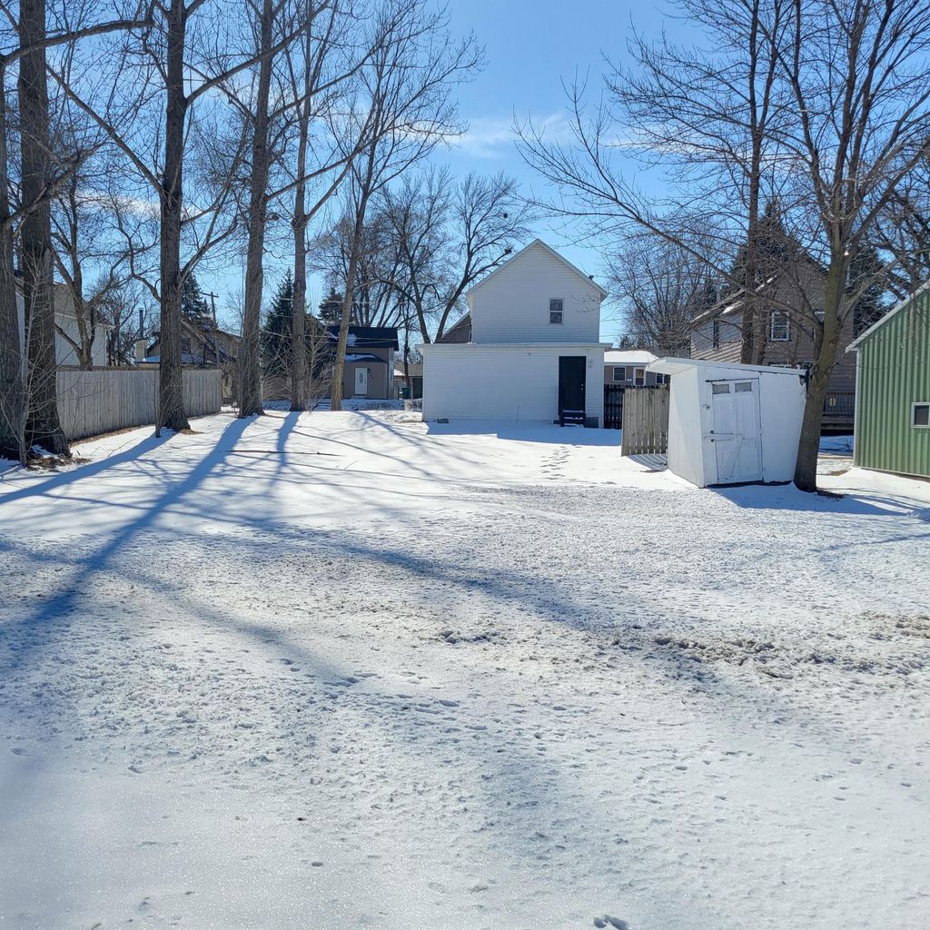 Photo of 205 Elm Avenue SE, Montgomery, MN 56069 (MLS # 7026887)