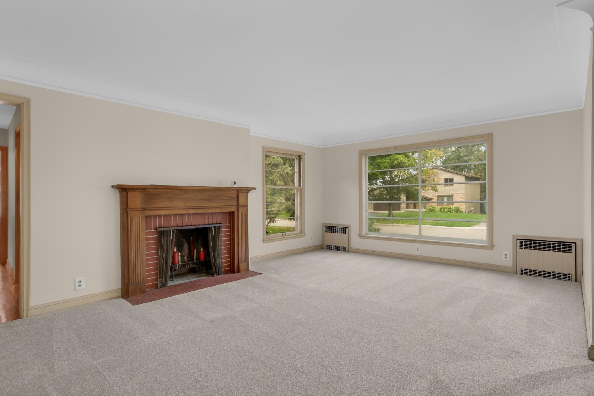 2622 Salem Avenue