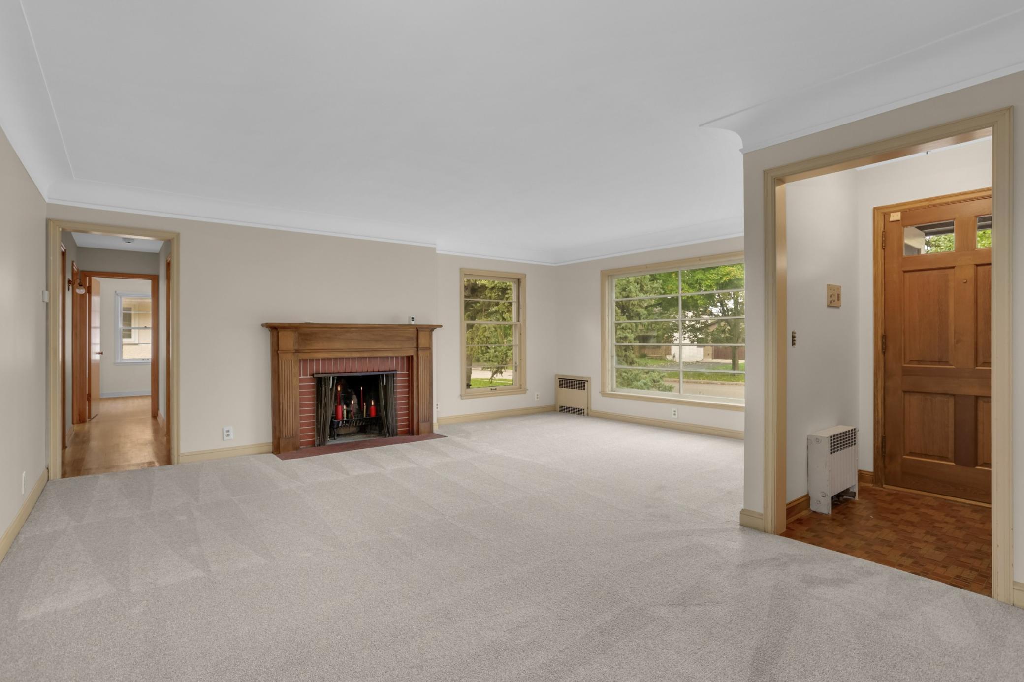 2622 Salem Avenue