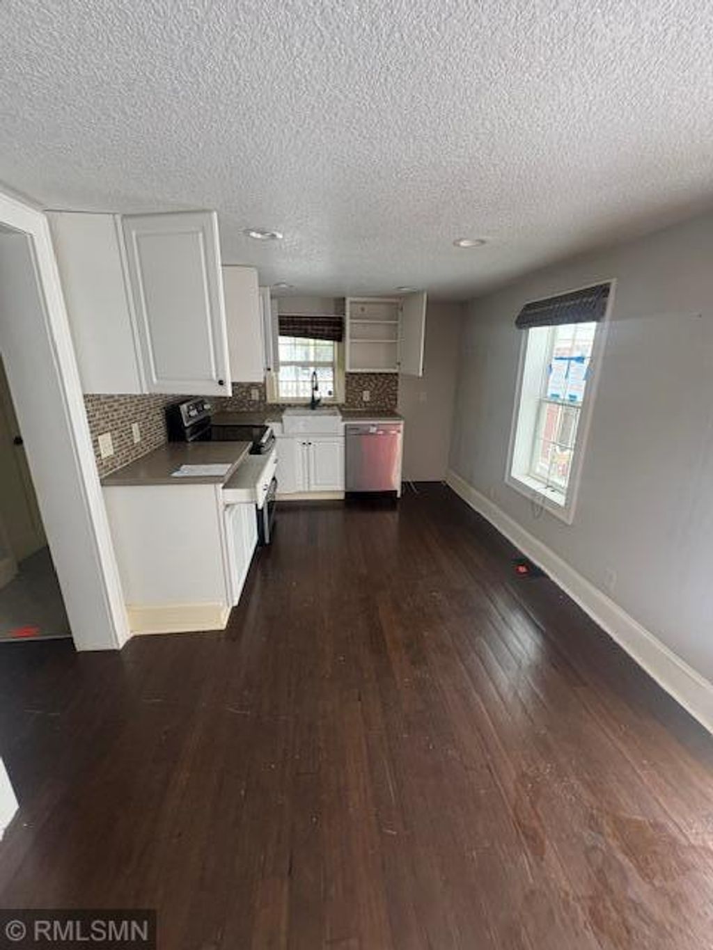 Photo of 2522 15th Avenue E, North Saint Paul, MN 55109 (MLS # 7011589)