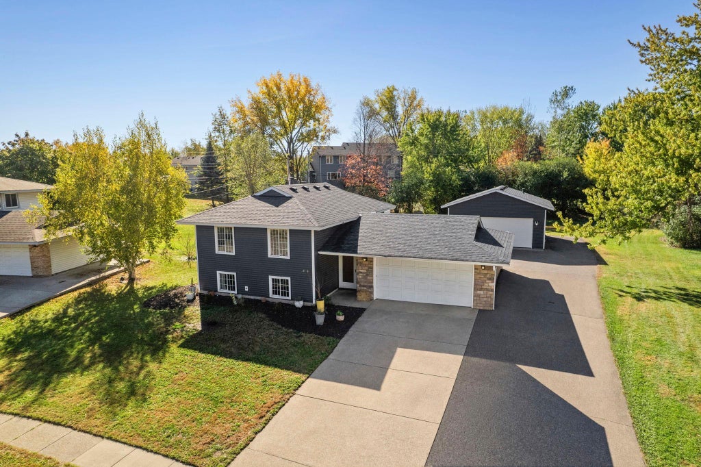 Photo of 808 Newell Drive, Apple Valley, MN 55124 (MLS # 7161073)