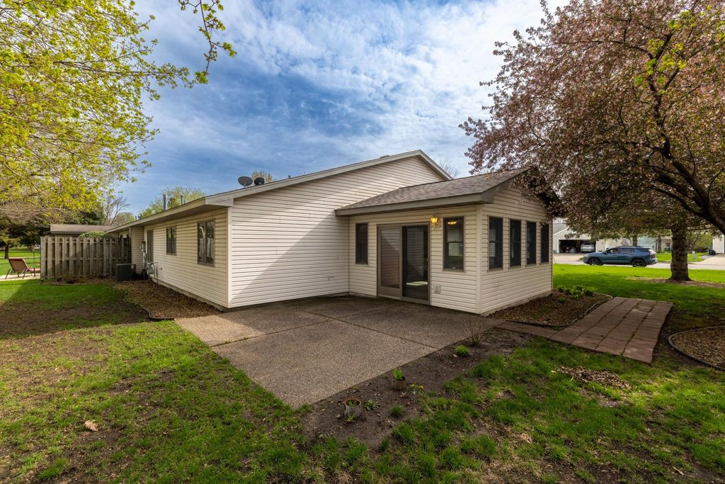 Photo of 213 Foxborough Lane, Le Sueur, MN 56058 (MLS # 7057669)
