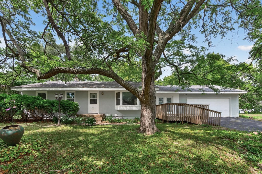 Photo of 31 Demont Avenue E, Little Canada, MN 55117 (MLS # 7112879)