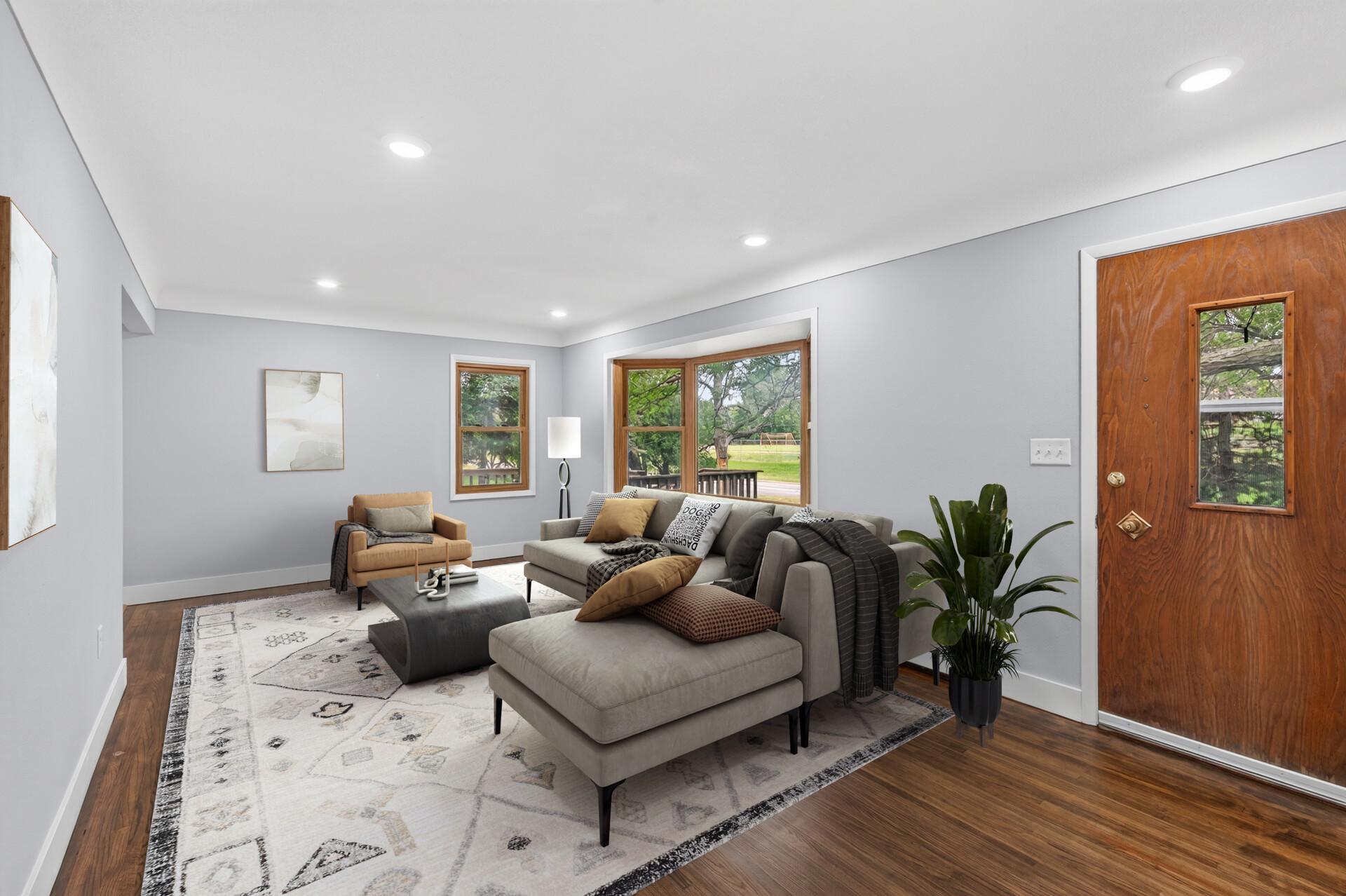 31 Demont Avenue E