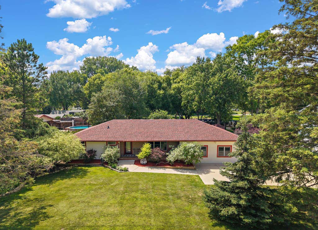 Photo of 1049 2nd Street, Saint Paul Park, MN 55071 (MLS # 7098183)
