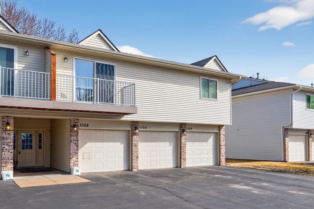 Photo of 3306 Greenbrier Street #3306D, Vadnais Heights, MN 55127 (MLS # 7035324)