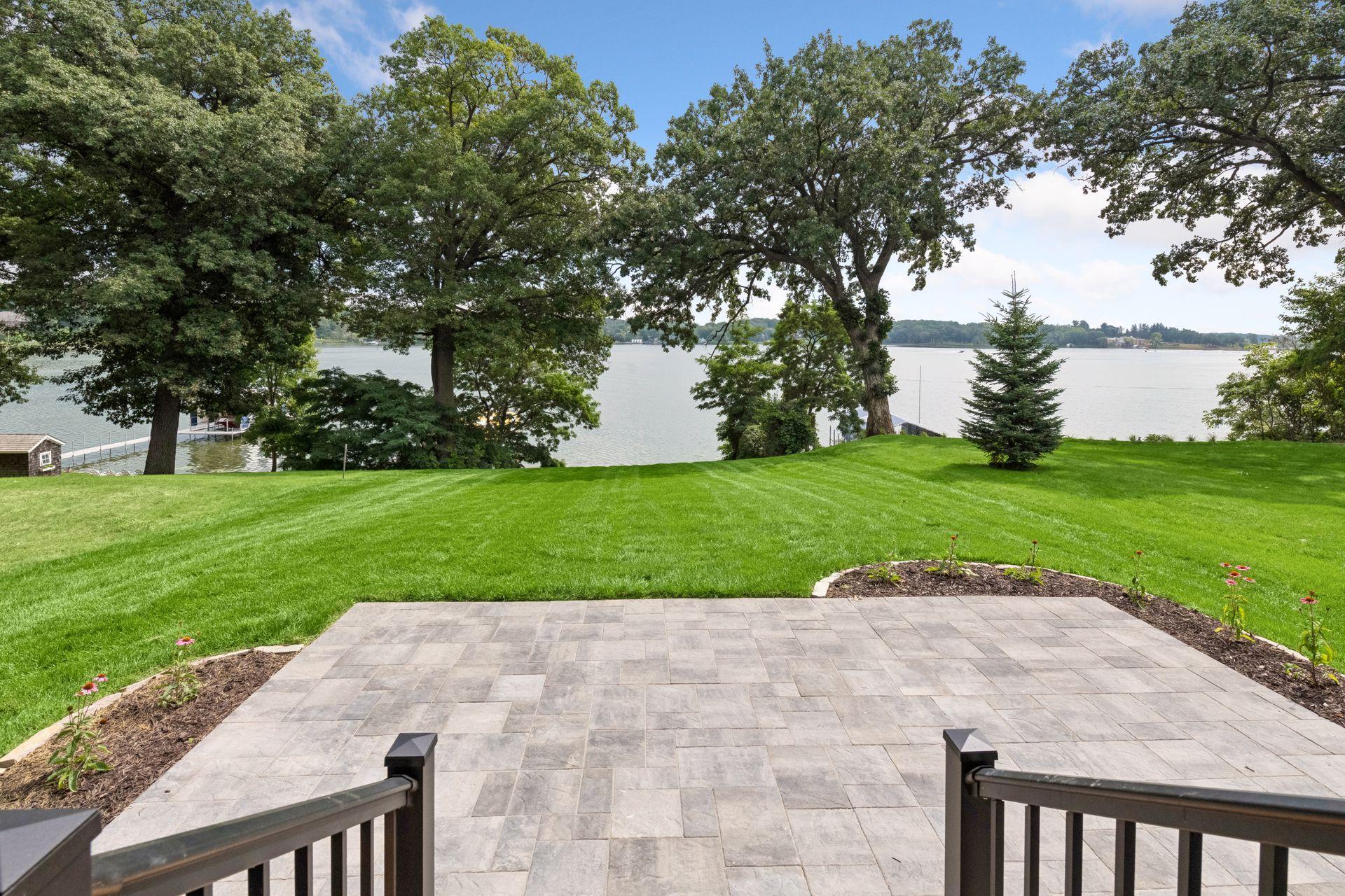 348 W Lake Street