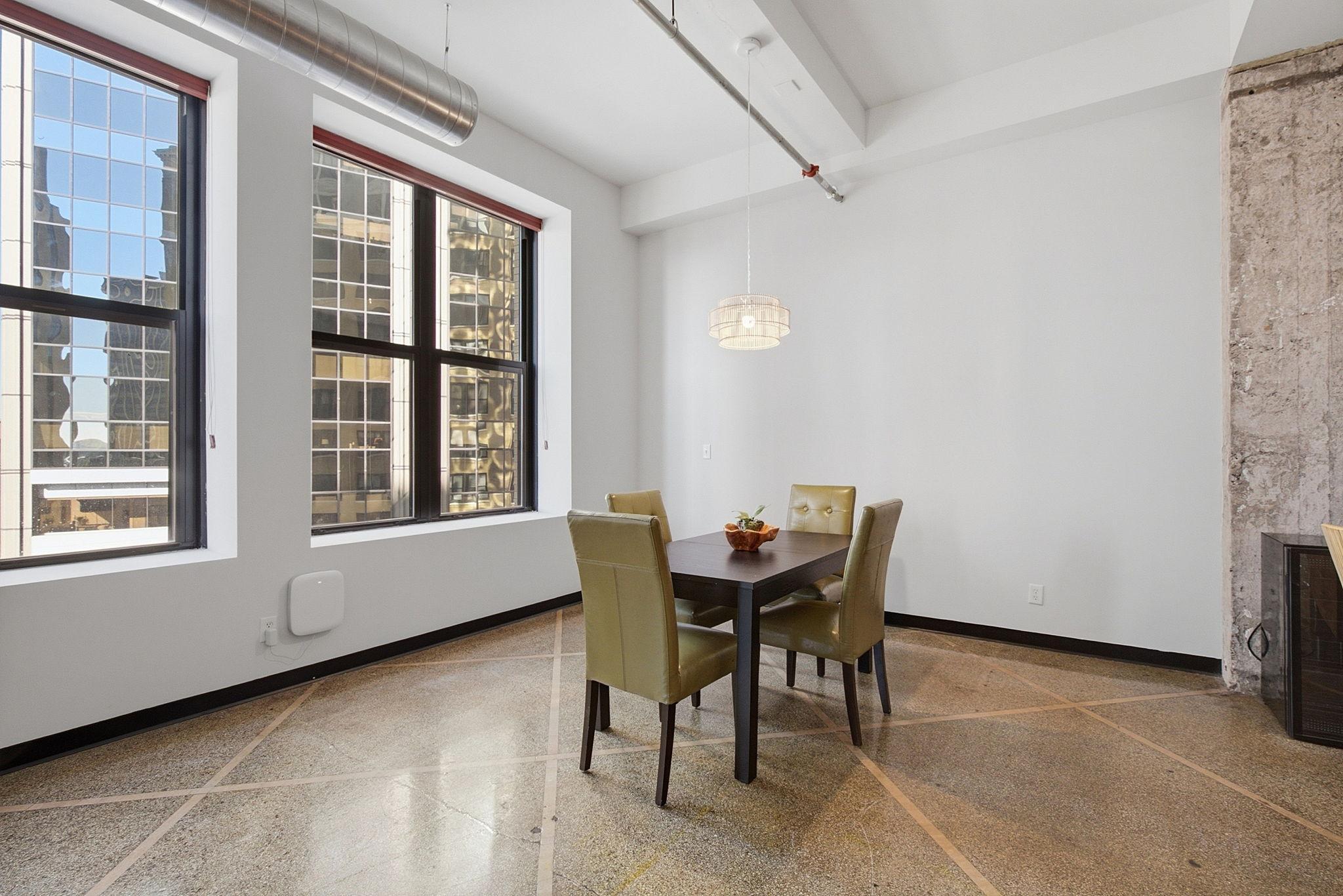 350 Saint Peter Street 508