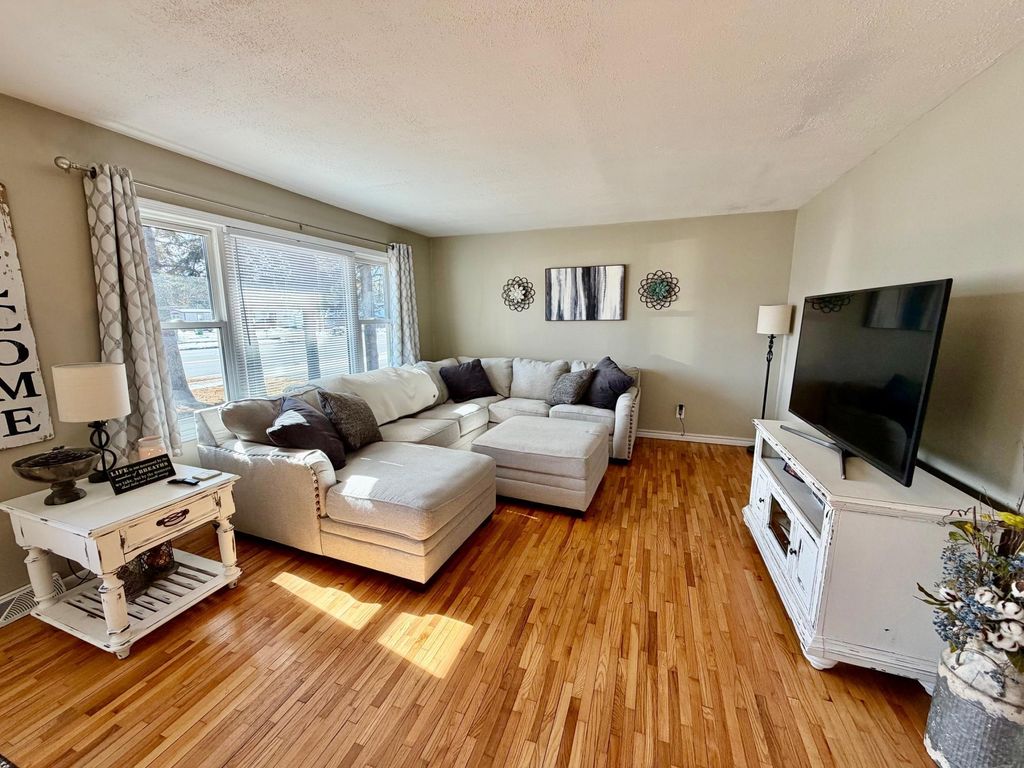 Photo of 1015 3rd Street NE, Roseau, MN 56751 (MLS # 7034506)