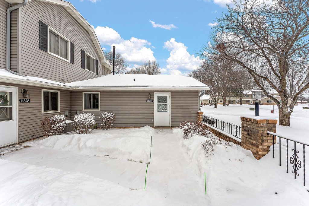 Photo of 11332 Ibis Street NW, Coon Rapids, MN 55433 (MLS # 6822971)