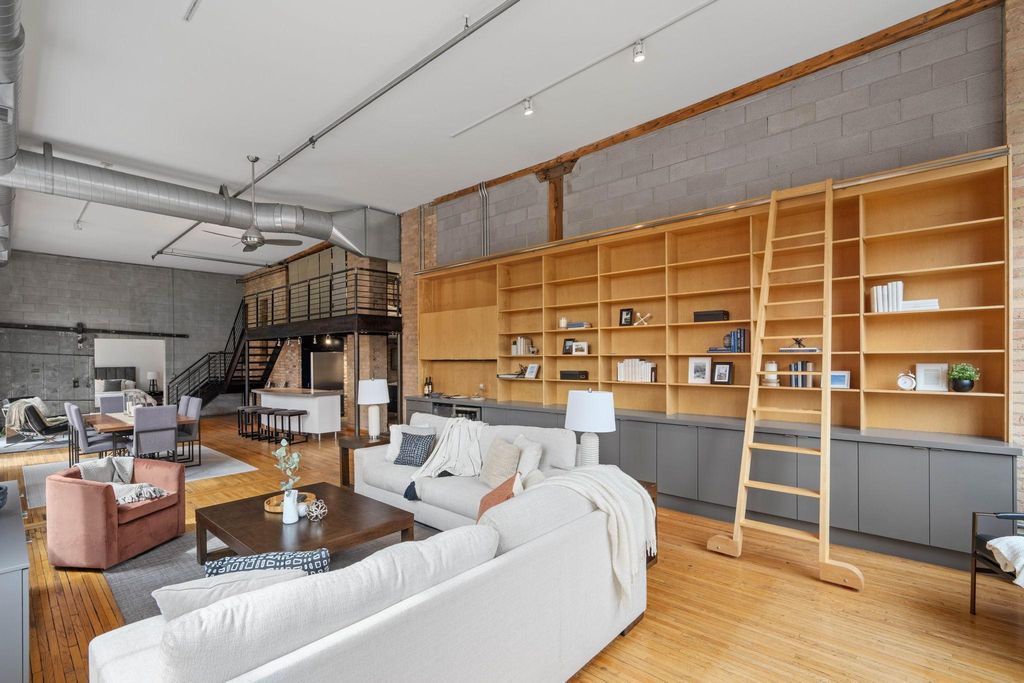 Photo of 801 Washington Avenue N #203, Minneapolis, MN 55401 (MLS # 7075337)