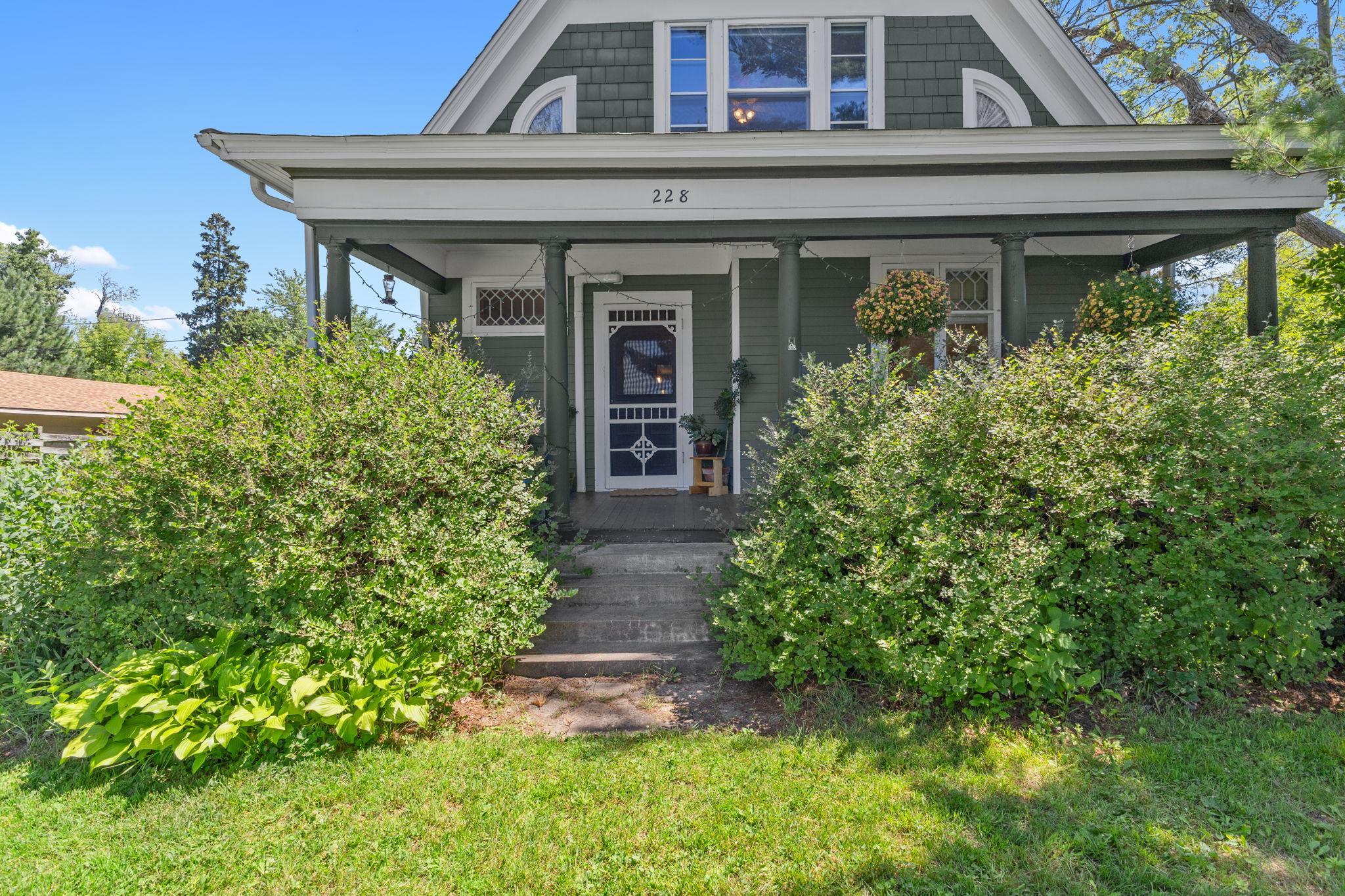 228 Summit Avenue