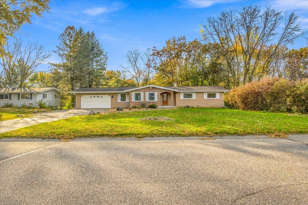 Photo of 651 Sunset Lane N, Cambridge, MN 55008 (MLS # 7159577)