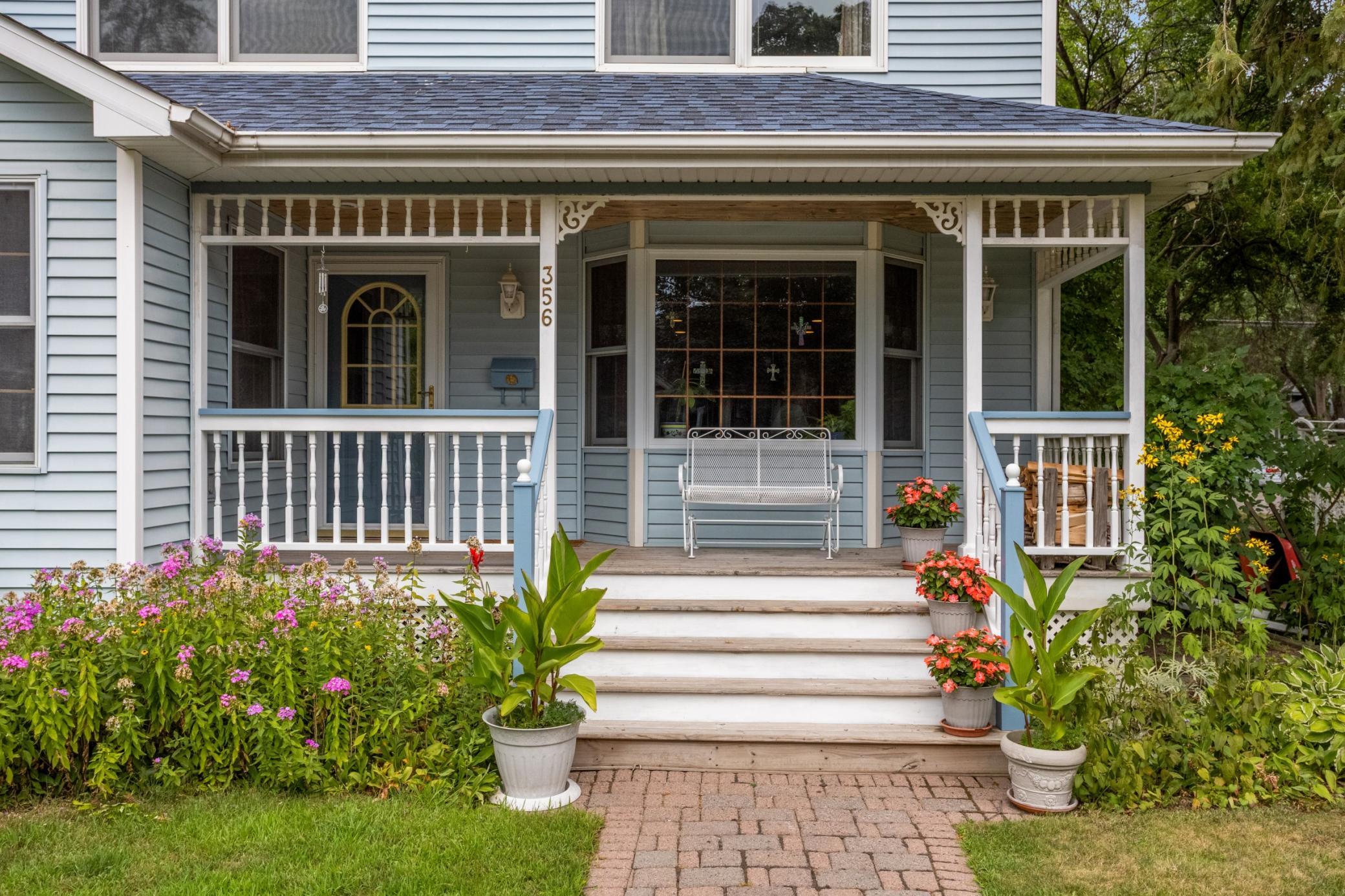 356 Macalester Street