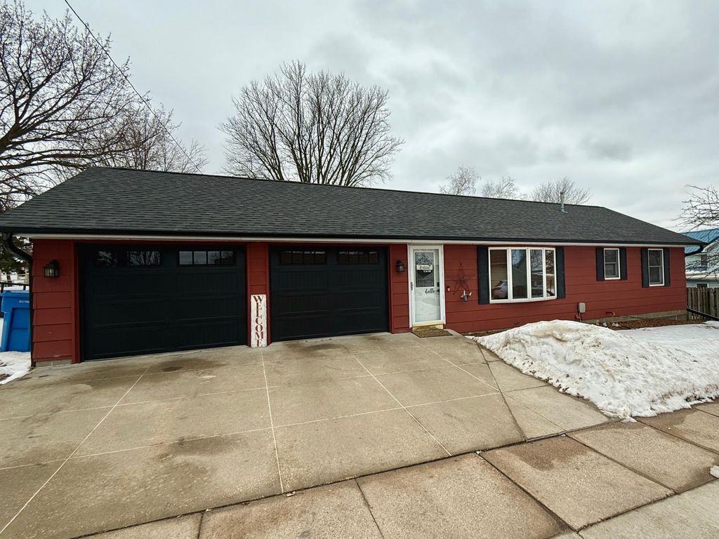 Photo of 14 1st Avenue NE, Altura, MN 55910 (MLS # 7018326)