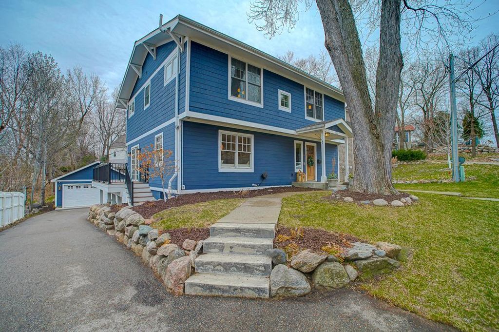 Photo of 121 Courtland Street, Excelsior, MN 55331 (MLS # 7044359)