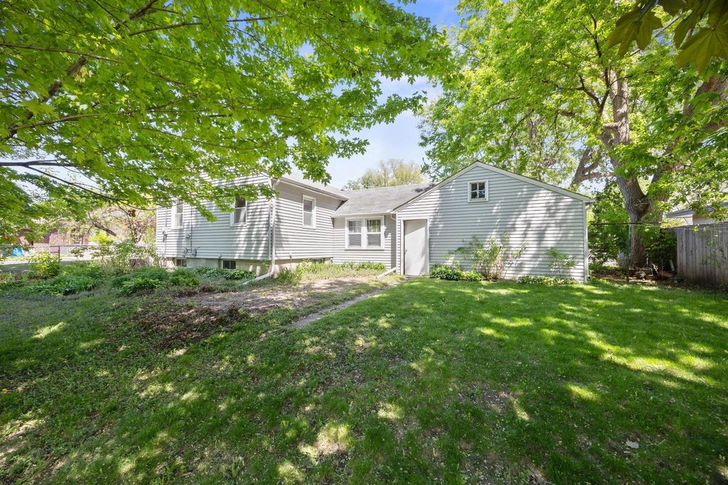Photo of 8218 Nicollet Avenue S, Bloomington, MN 55420 (MLS # 7075708)