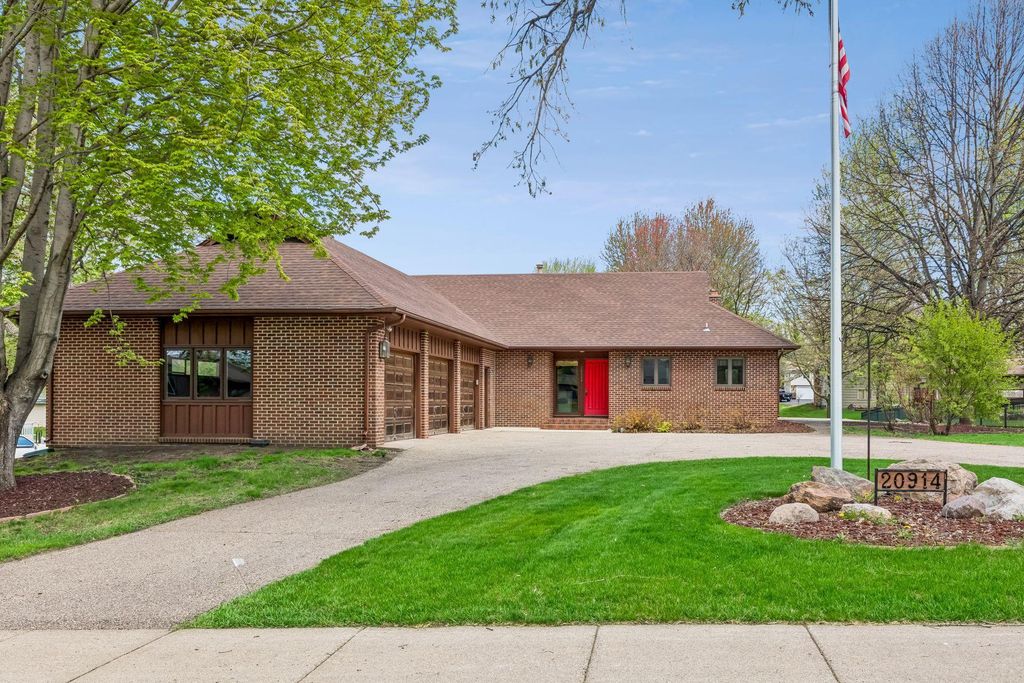 Photo of 20914 Jacquard Avenue, Lakeville, MN 55044 (MLS # 7066913)