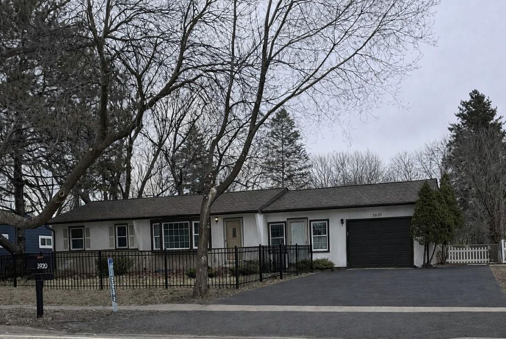 Photo of 3920 White Bear Avenue N, White Bear Lake, MN 55110 (MLS # 7037022)