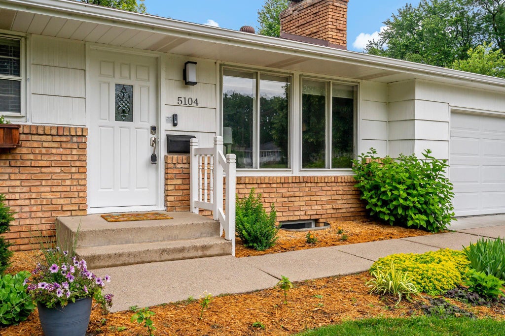 Photo of 5104 Duggan Plaza, Edina, MN 55439 (MLS # 7090858)