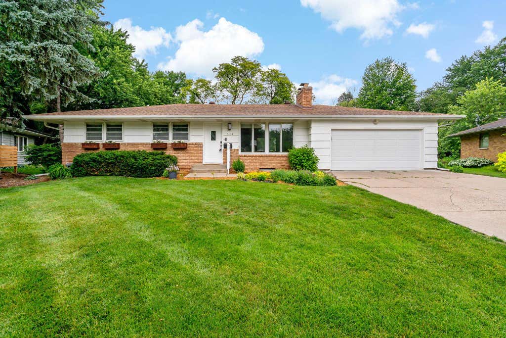 Photo of 5104 Duggan Plaza, Edina, MN 55439 (MLS # 7090858)