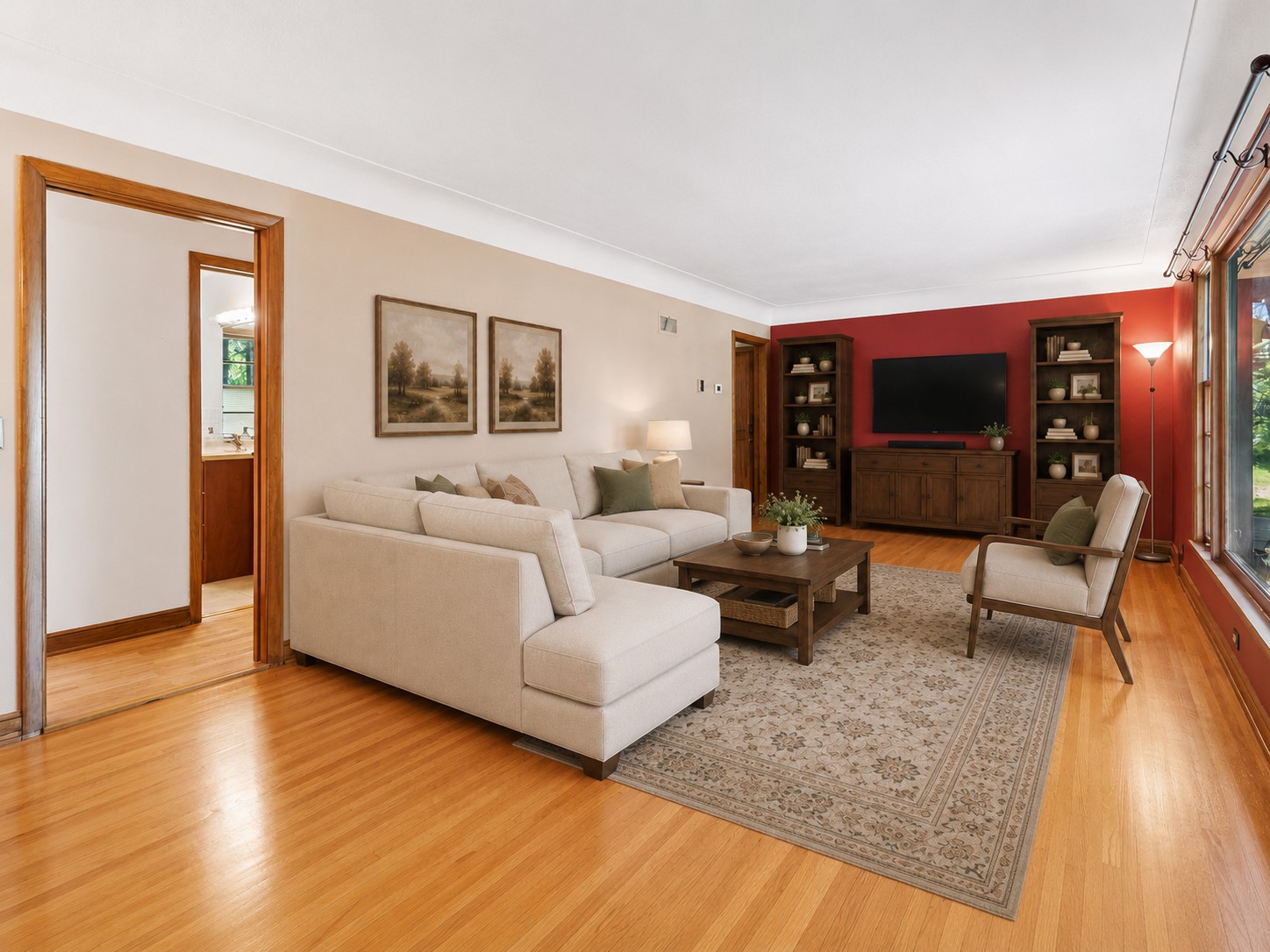 988 Sherren Street W