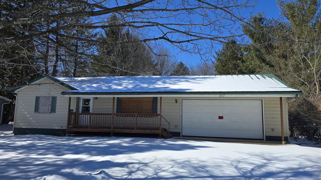 Photo of 207 Richard Avenue SE, Isanti, MN 55040 (MLS # 7039485)