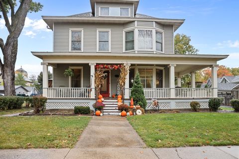 Photo of 114 7th Street NW, Faribault, MN 55021 (MLS # 6800385)