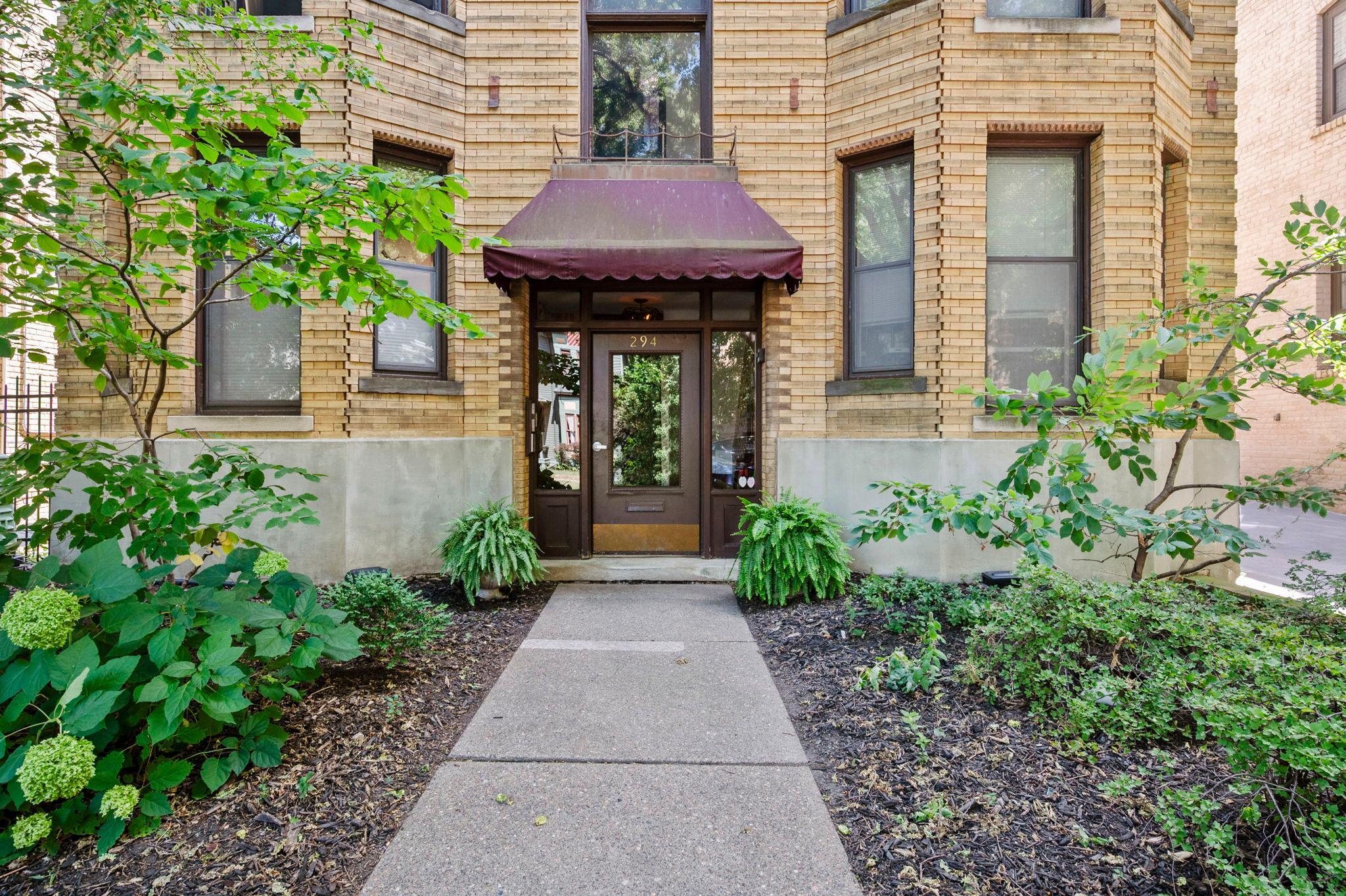 294 Dayton Avenue 1E