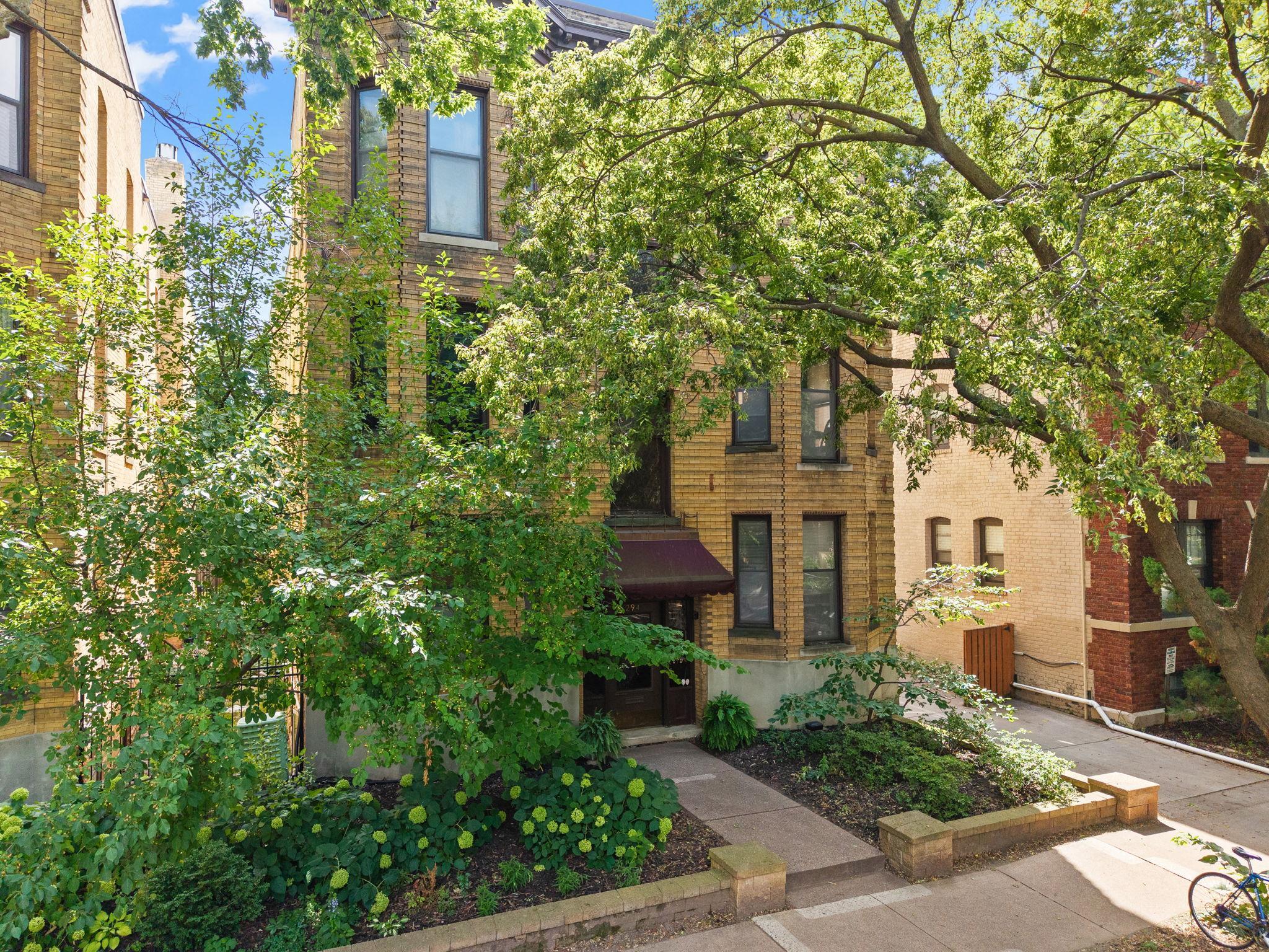 294 Dayton Avenue 1E