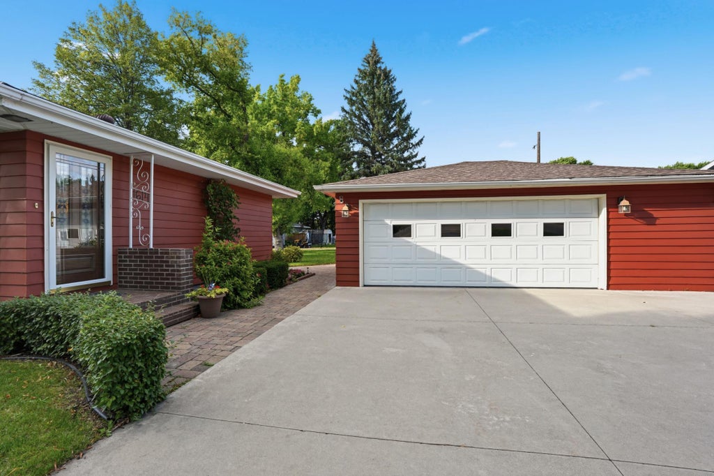 Photo of 1614 19th Street NW, East Grand Forks, MN 56721 (MLS # 7147816)