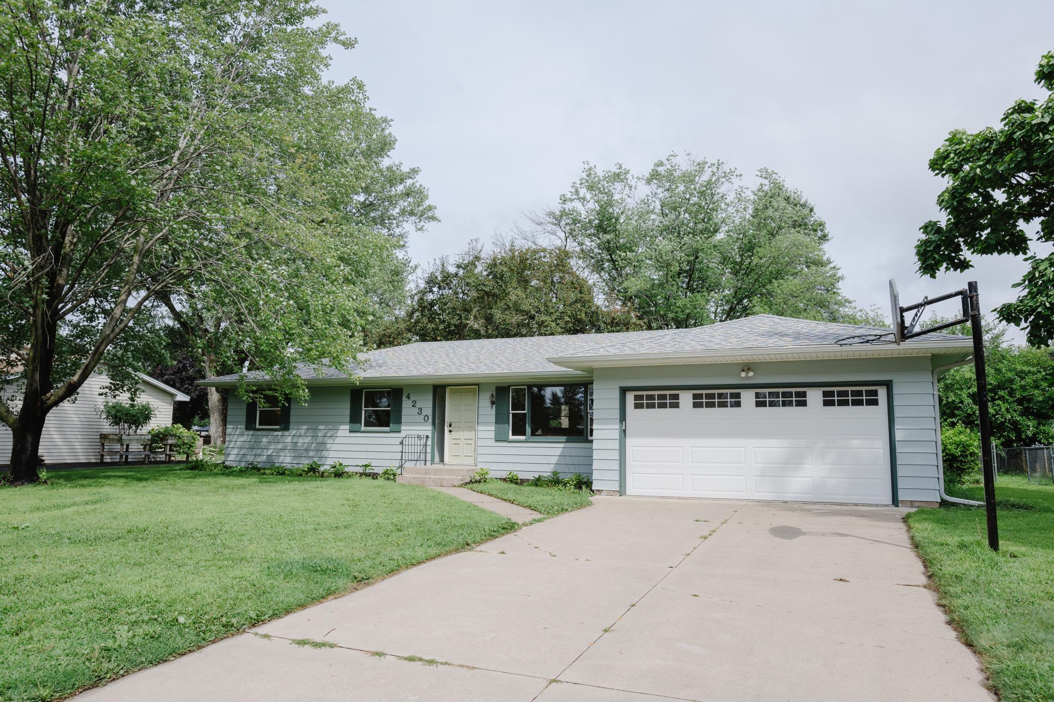 4230 Edgemont Street