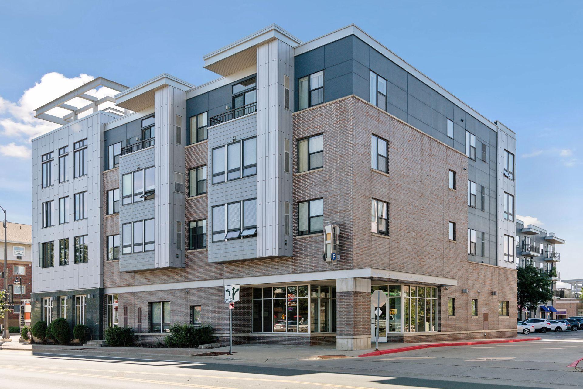 7600 Lyndale Avenue S 228