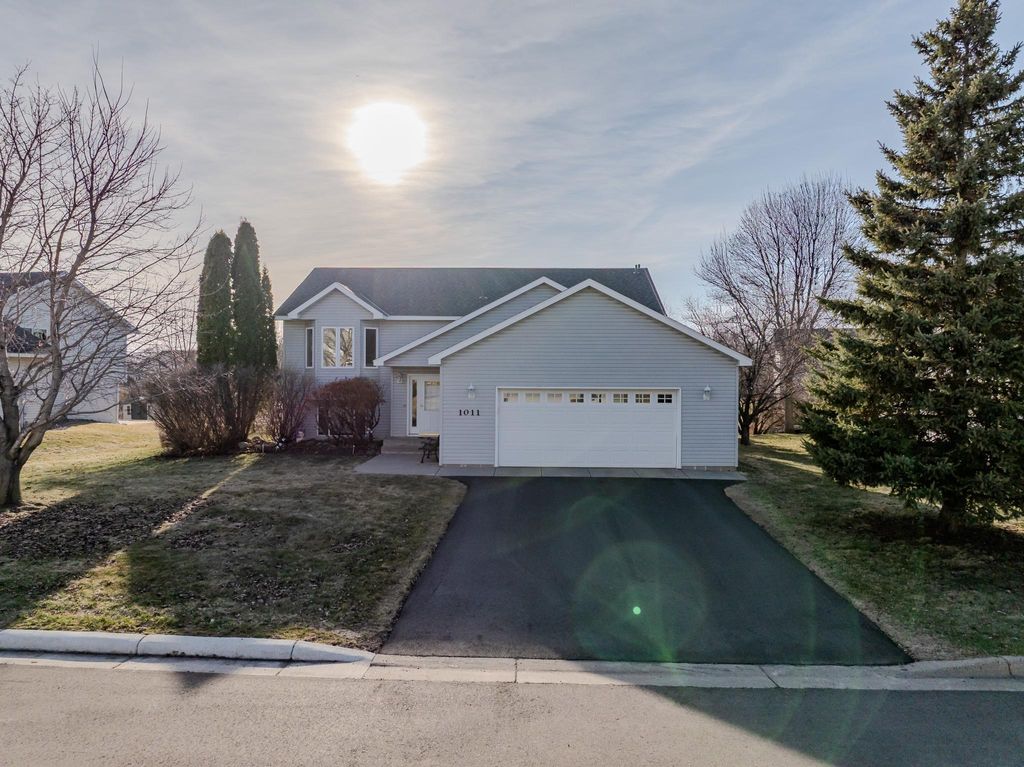 Photo of 1011 Brook Court, Sauk Rapids, MN 56379 (MLS # 7046204)