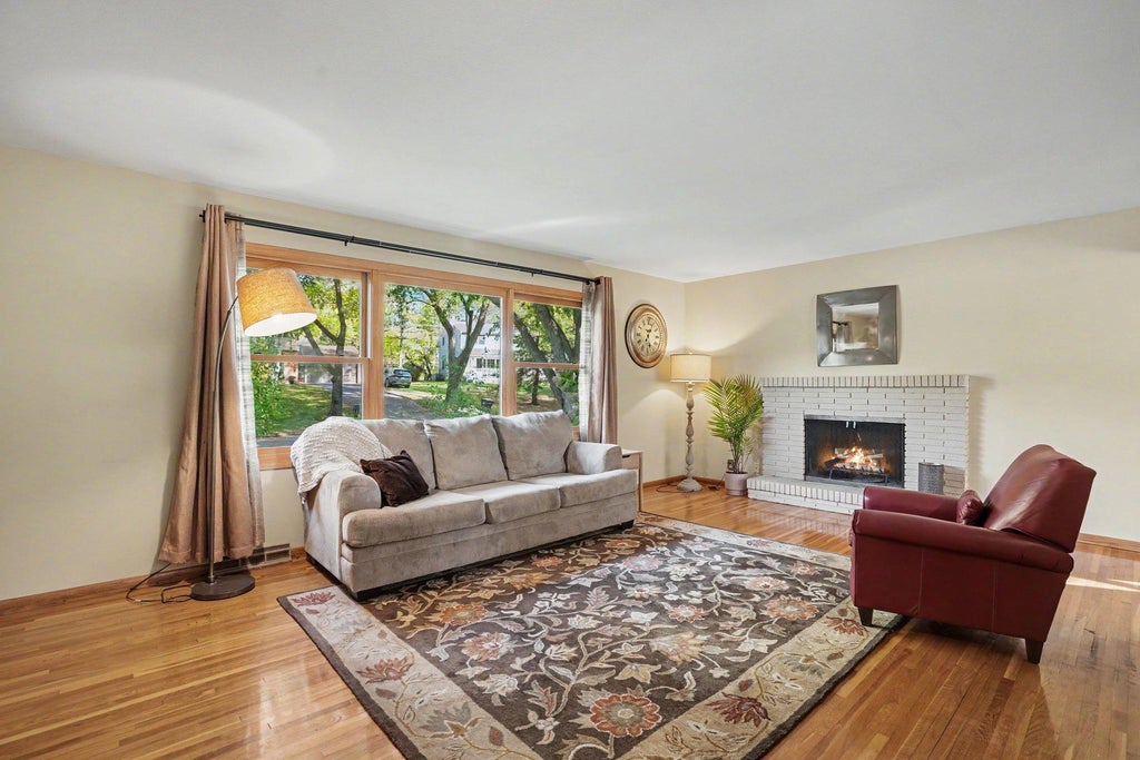 Photo of 16401 Temple Drive S, Minnetonka, MN 55345 (MLS # 7150720)