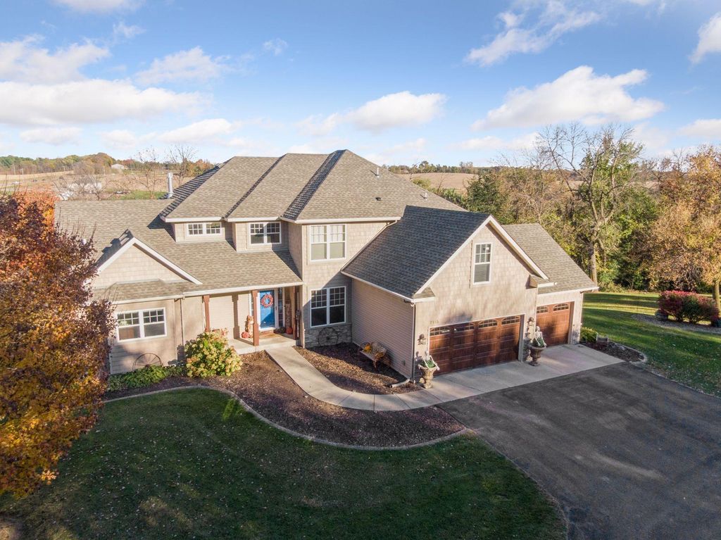 Photo of 7115 County Road 10, Chaska, MN 55318 (MLS # 6818948)