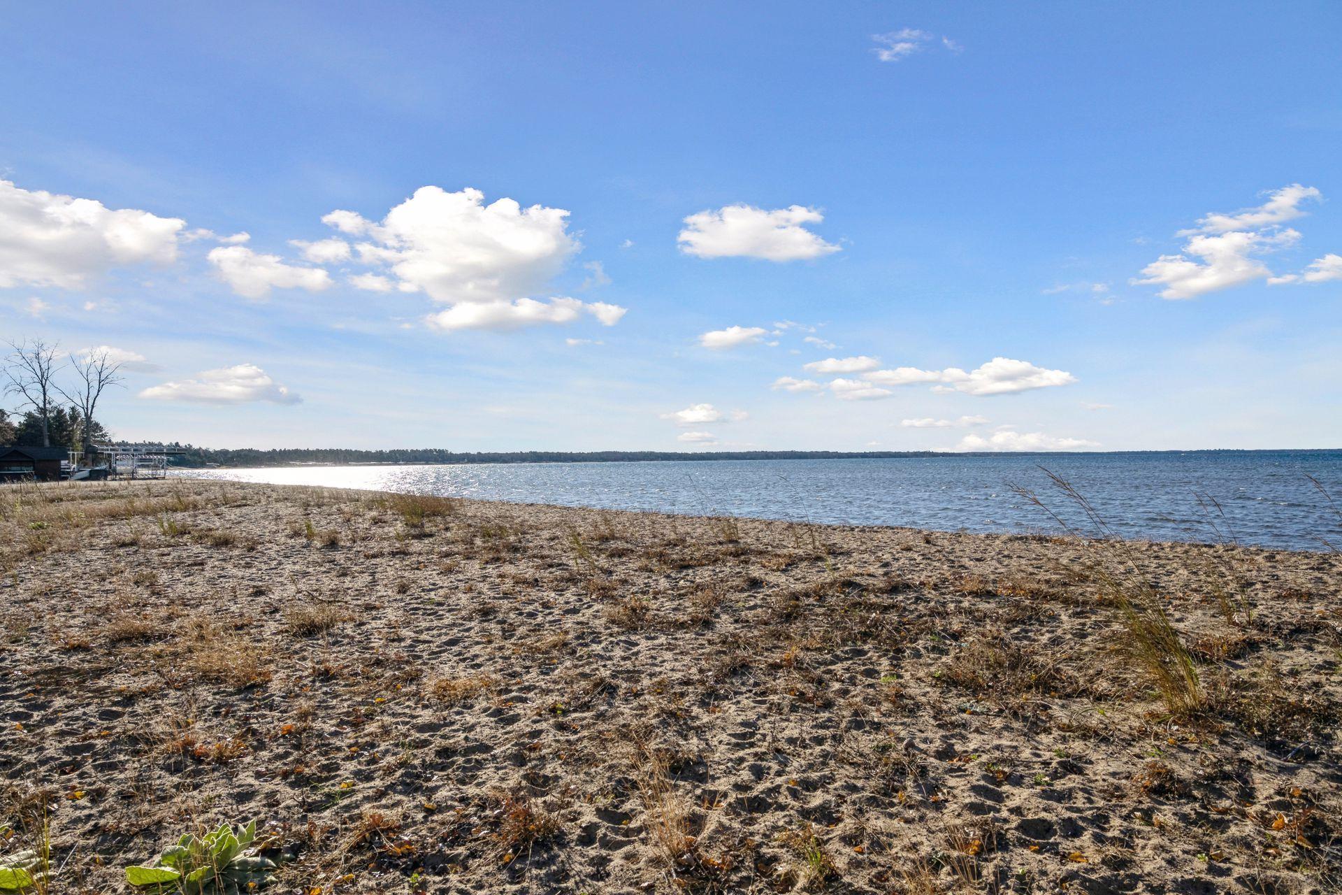 12553 N Pelican Lane