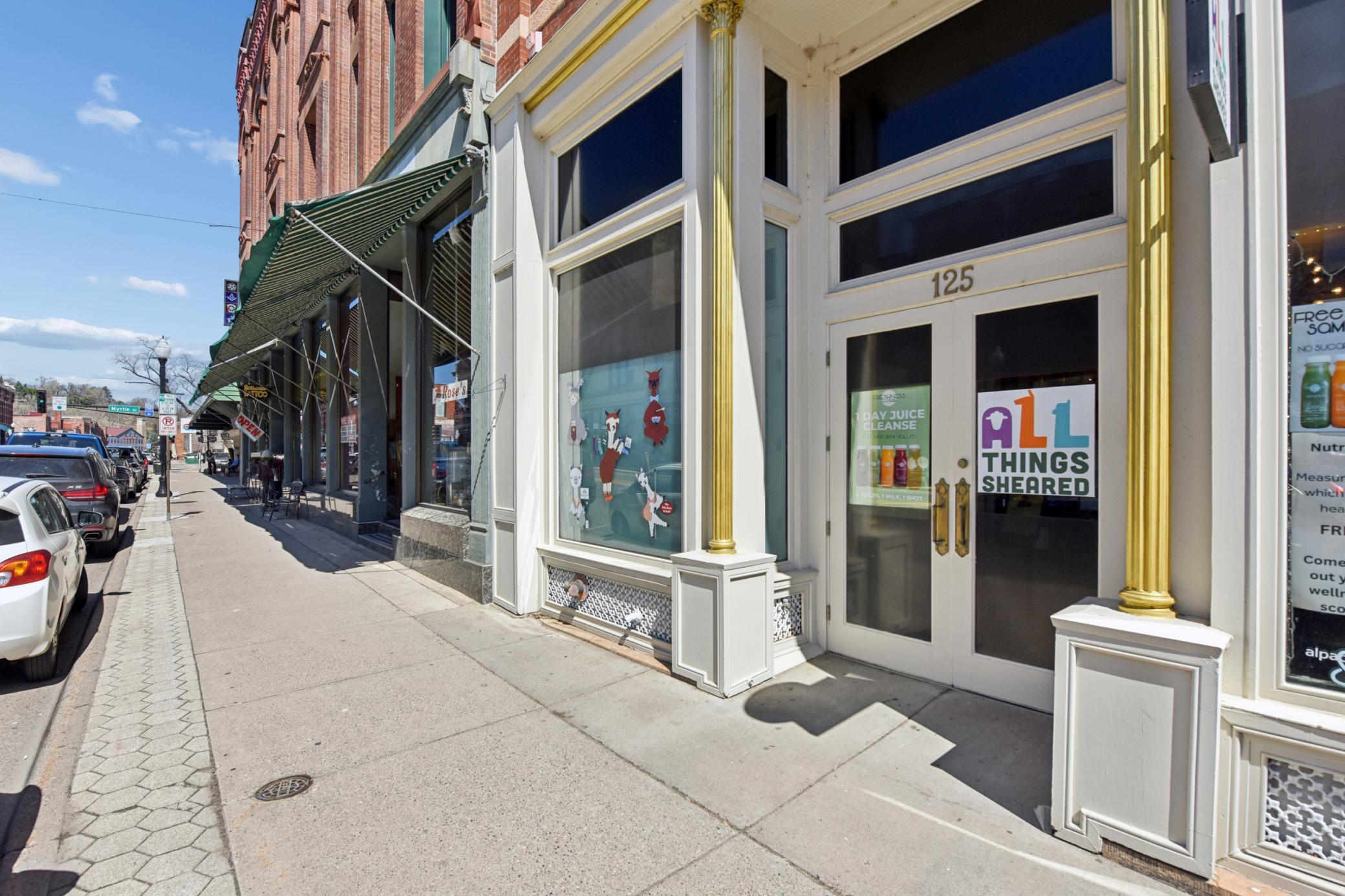 125 Main Street S