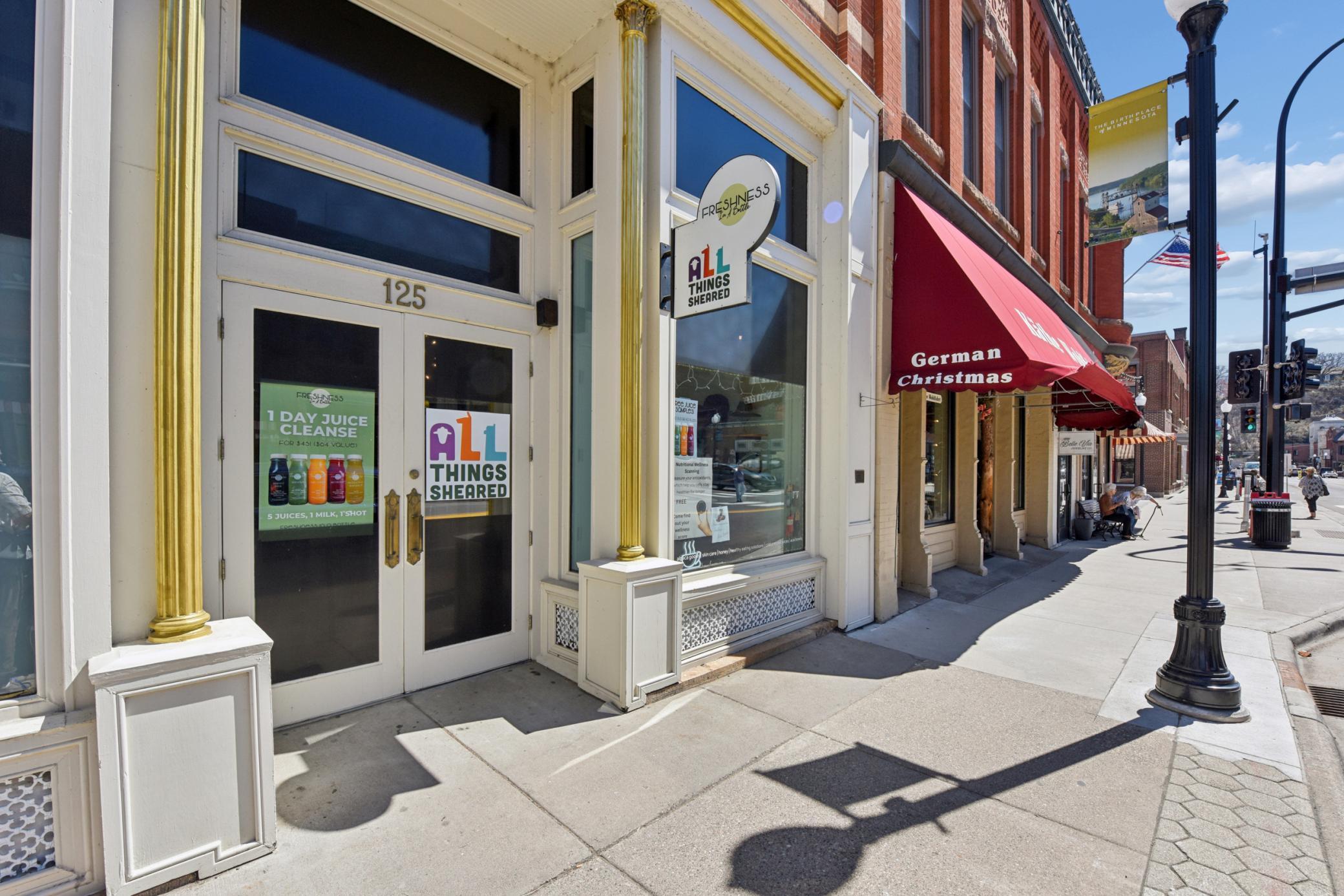 125 Main Street S