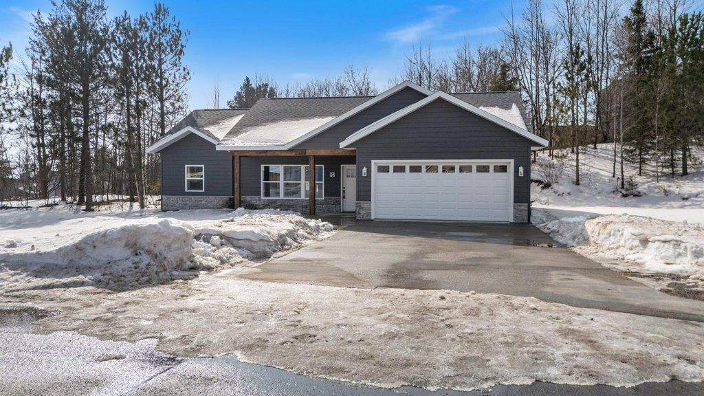 Photo of 912 Carter Circle, Eveleth, MN 55734 (MLS # 7031418)
