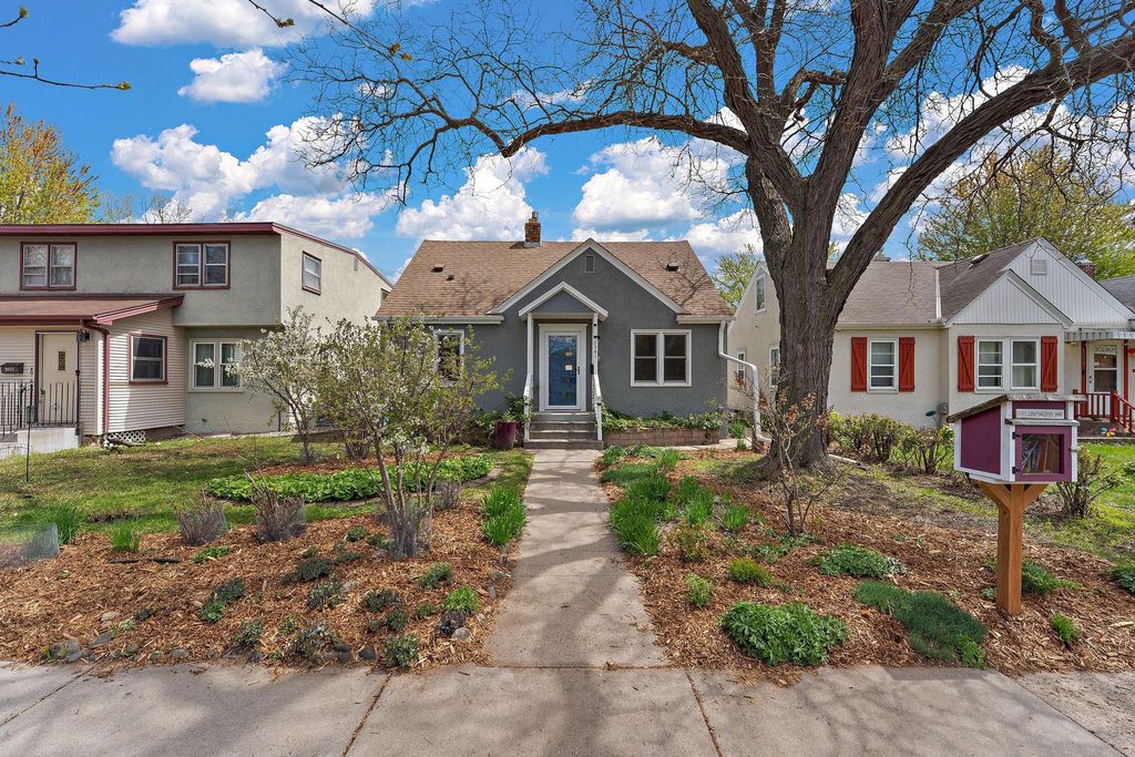 Photo of 5541 40th Avenue S, Minneapolis, MN 55417 (MLS # 7028109)