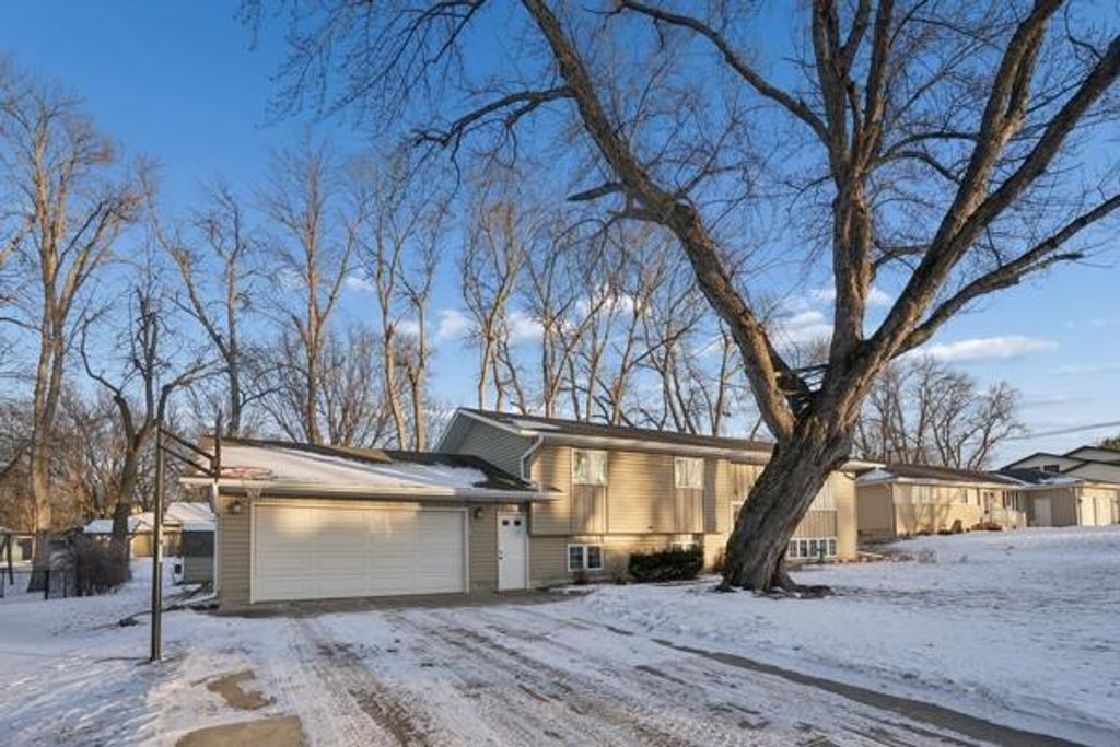 Photo of 200 Interwood Drive, Glencoe, MN 55336 (MLS # 7009786)